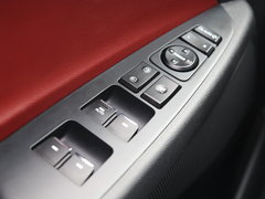 2015款 1.6T 双离合 四驱尊贵型