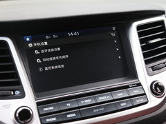2015款 1.6T 双离合 四驱尊贵型