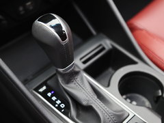 2015款 1.6T 双离合 四驱尊贵型