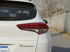 2015款 1.6T 双离合 四驱旗舰型