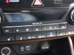 2015款 1.6T 双离合 四驱旗舰型