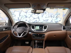 2015款 1.6T 双离合 四驱旗舰型
