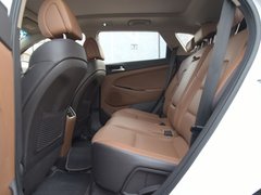 2015款 1.6T 双离合 四驱旗舰型