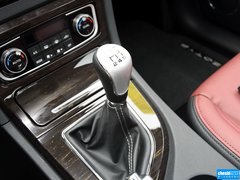 2015款 家用版 2.0T 手动 尊贵型
