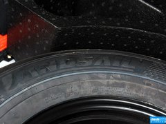 2015款 家用版 2.0T 手动 尊贵型