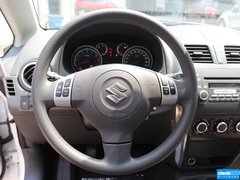 2015款 1.6L 手动 酷锐限定款