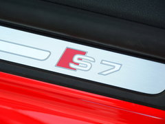 2016款 4.0 TFSI quattro 