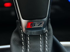 2016款 4.0 TFSI quattro 