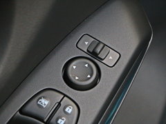2016款 1.6L CVT 高能版