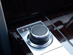 2016款 3.0 V6 SC Vogue  加长版