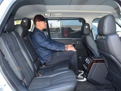 2016款 3.0 V6 SC Vogue  加长版