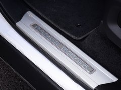 2016款 3.0 V6 SC Vogue  加长版