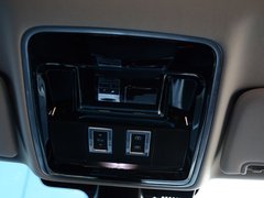 2016款 3.0 V6 SC Vogue  加长版