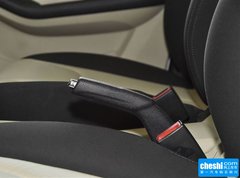 2015款 2.0L 自动 宽享版223座