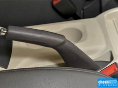 2015款 2.0L 自动 宽享版223座
