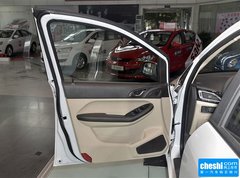 2015款 2.0L 自动 宽享版223座