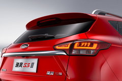 2016款 1.5L CVT 豪华智能尊享版