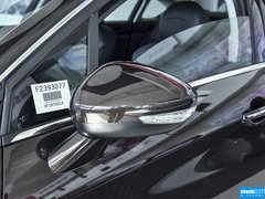 2016款 1.8T 自动 尊贵型