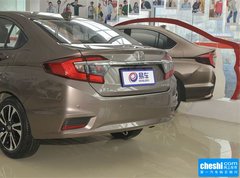 2016款 1.5L CVT 豪华型