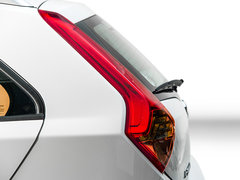 2015款 1.5L 自动 精英型