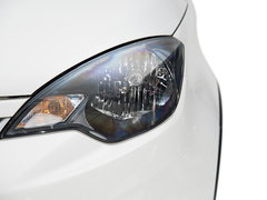 2015款 1.5L 自动 精英型