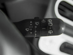 2015款 1.5L 自动 精英型
