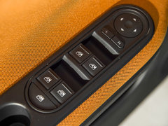2015款 1.5L 自动 精英型