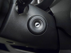 2015款 1.5L 自动 精英型