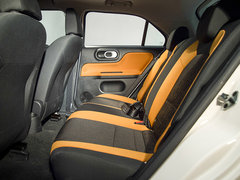 2015款 1.5L 自动 精英型