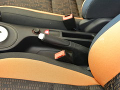 2015款 1.5L 自动 精英型