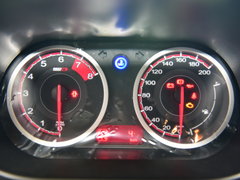 2015款 1.5L 自动 精英型
