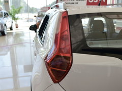 2015款 1.5L 自动 精英型