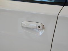 2015款 1.5L 自动 精英型