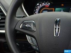 2015款 2.7T 四驱总统版