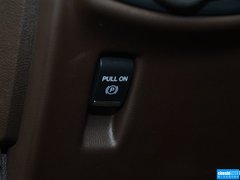 2015款 2.7T 四驱总统版