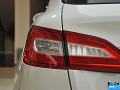 2015款 2.0T 四驱尊雅版