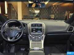 2015款 2.0T 四驅尊雅版