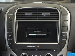 2015款 2.0T 四驅尊雅版