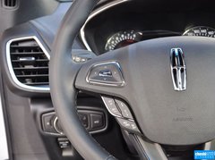 2015款 2.0T 四驅尊雅版