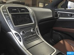 2015款 2.0T 四驅尊雅版