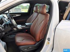 2015款 2.0T 四驱尊雅版