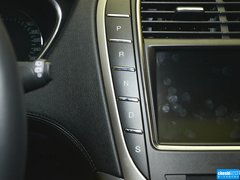 2015款 2.0T 两驱尊享版