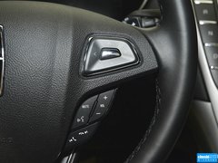 2015款 2.0T 两驱尊享版