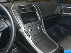 2015款 2.0T 两驱尊享版
