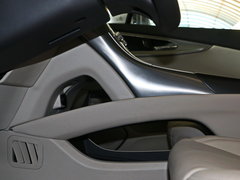 2015款 2.0T 两驱尊享版