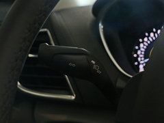 2015款 2.0T 两驱尊享版