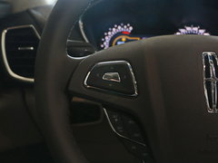 2015款 2.0T 两驱尊享版