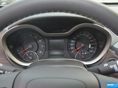 2016款 2.0L 自动 豪华版