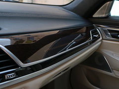 2016 740Li 豪华型