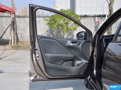 2016款 1.5L CVT 豪华型